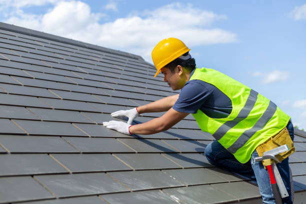 Best Emergency Roof Repair  in Warwick, RI